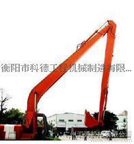 日立ZX250 18米加長臂用于河道疏通清淤工程